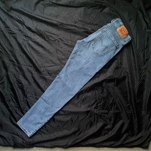 Men’s Levi’s jeans 512